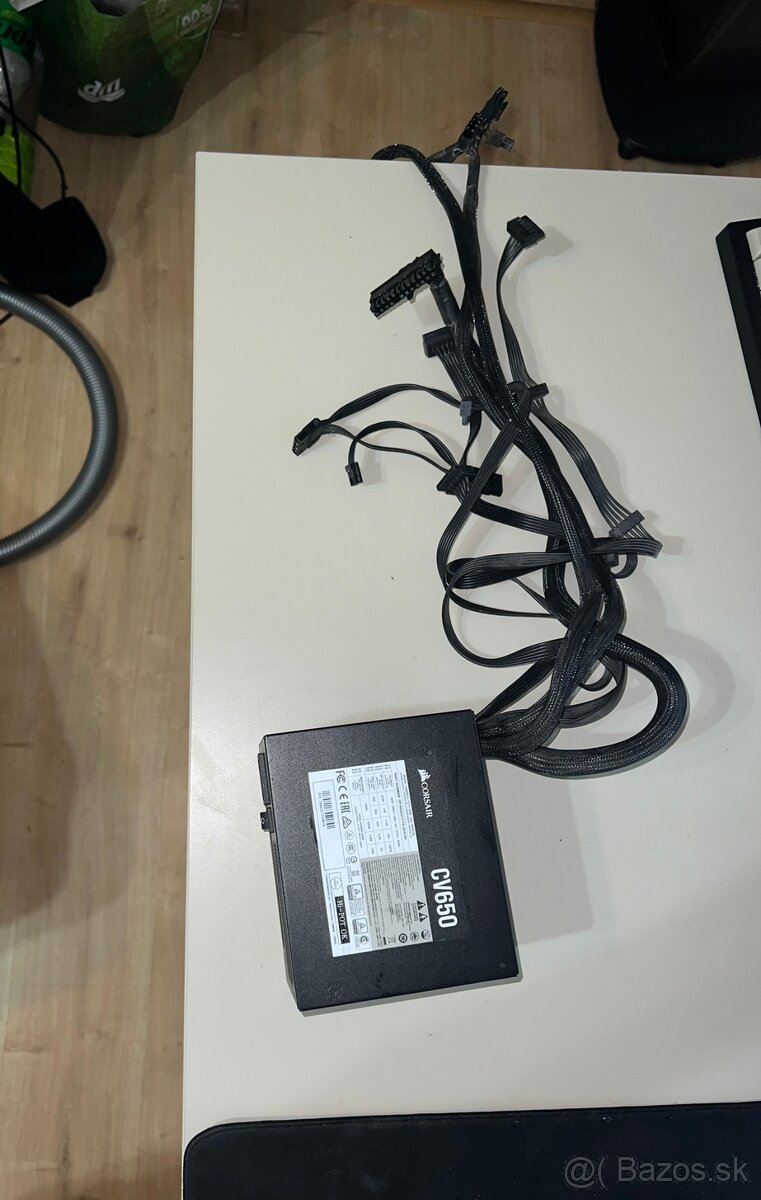 Predám zdroj Corsair CV650