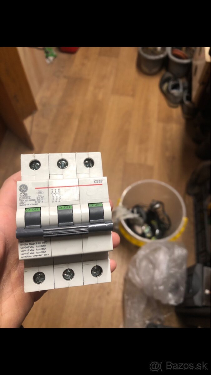 Istič c25 3-fázové