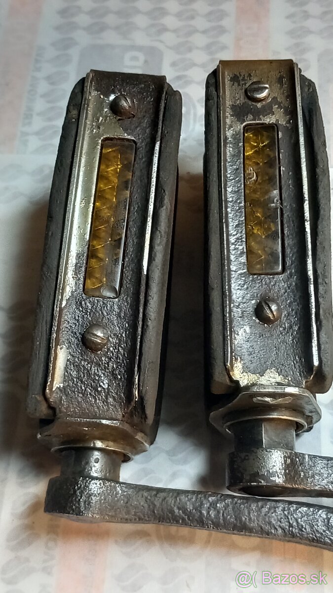 Pedále Štadión S11, S22