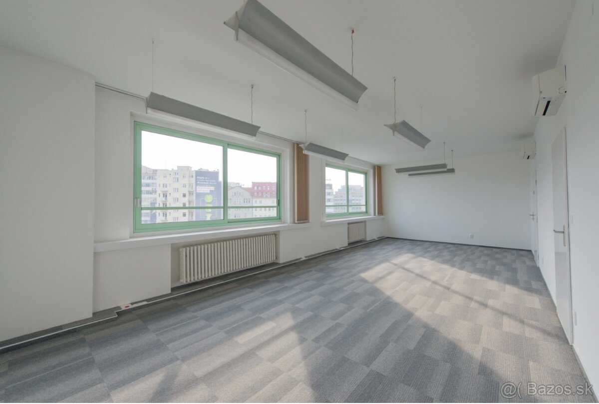Prenájom kancelárskych priestorov na SNP, 180 m2
