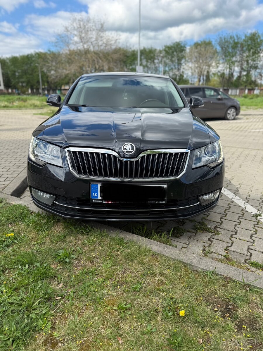 Škoda superb 2 Facelift 3,6 benzín