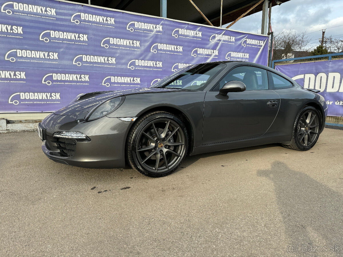 Porsche 911 Carrera