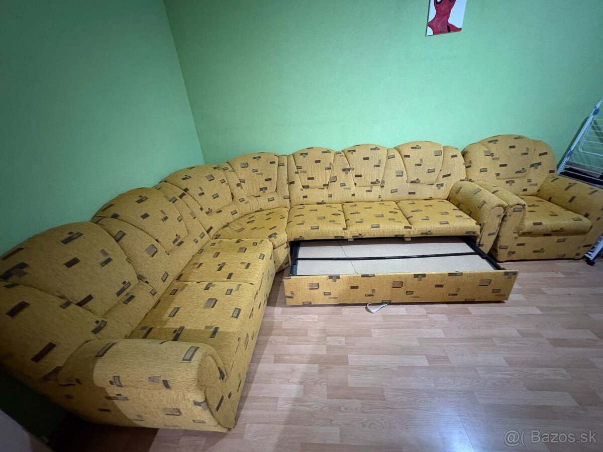Gauč