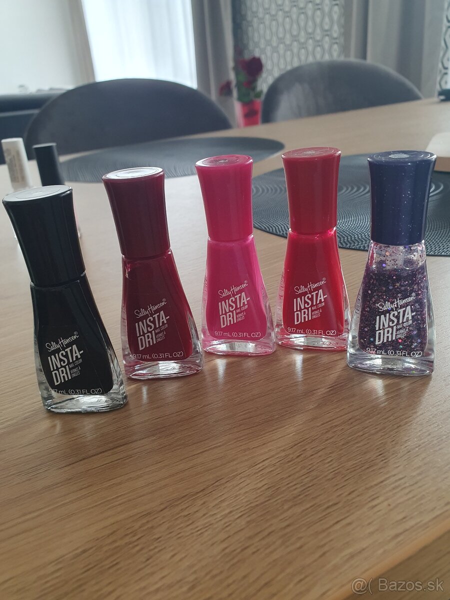 5xlak na nechty Sally Hansen insta-dri