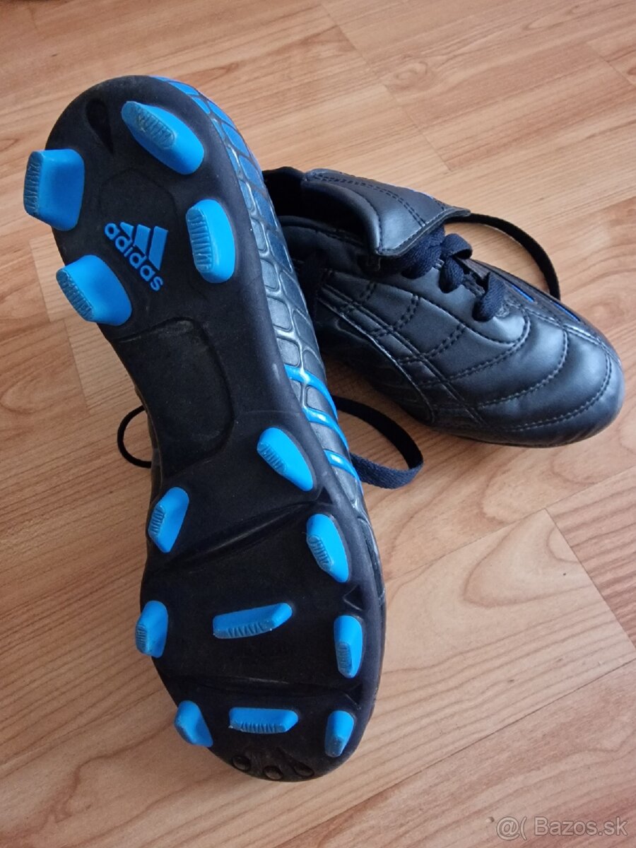 Detské kopačky Adidas. Nové.