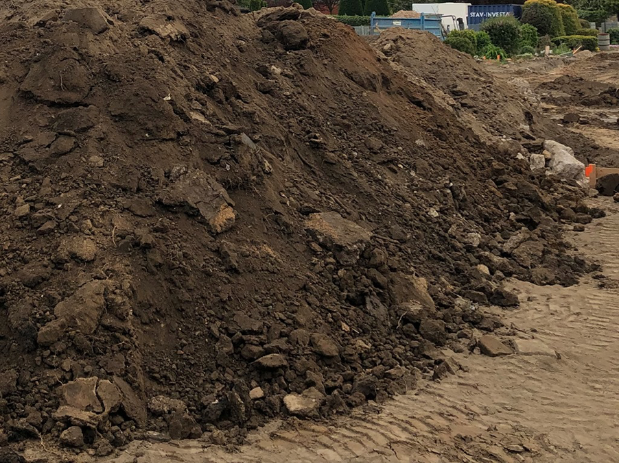 Výkopová zemina za odvoz