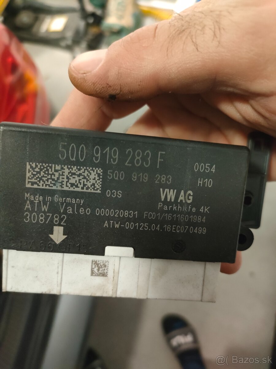 RJ parkovania 5Q0919283F