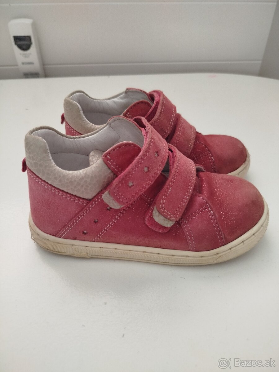 Prechodné topánky 25