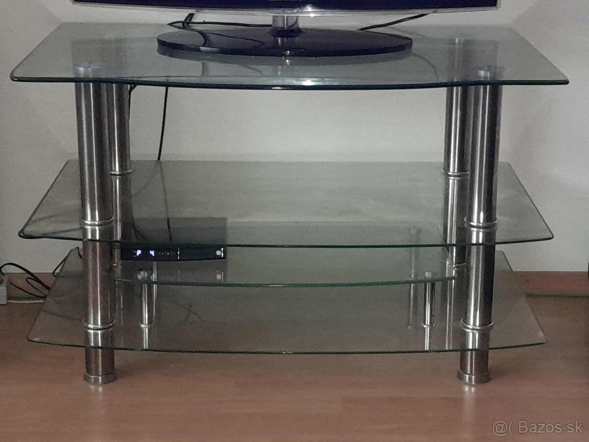 Televizny stolík za 10 €.