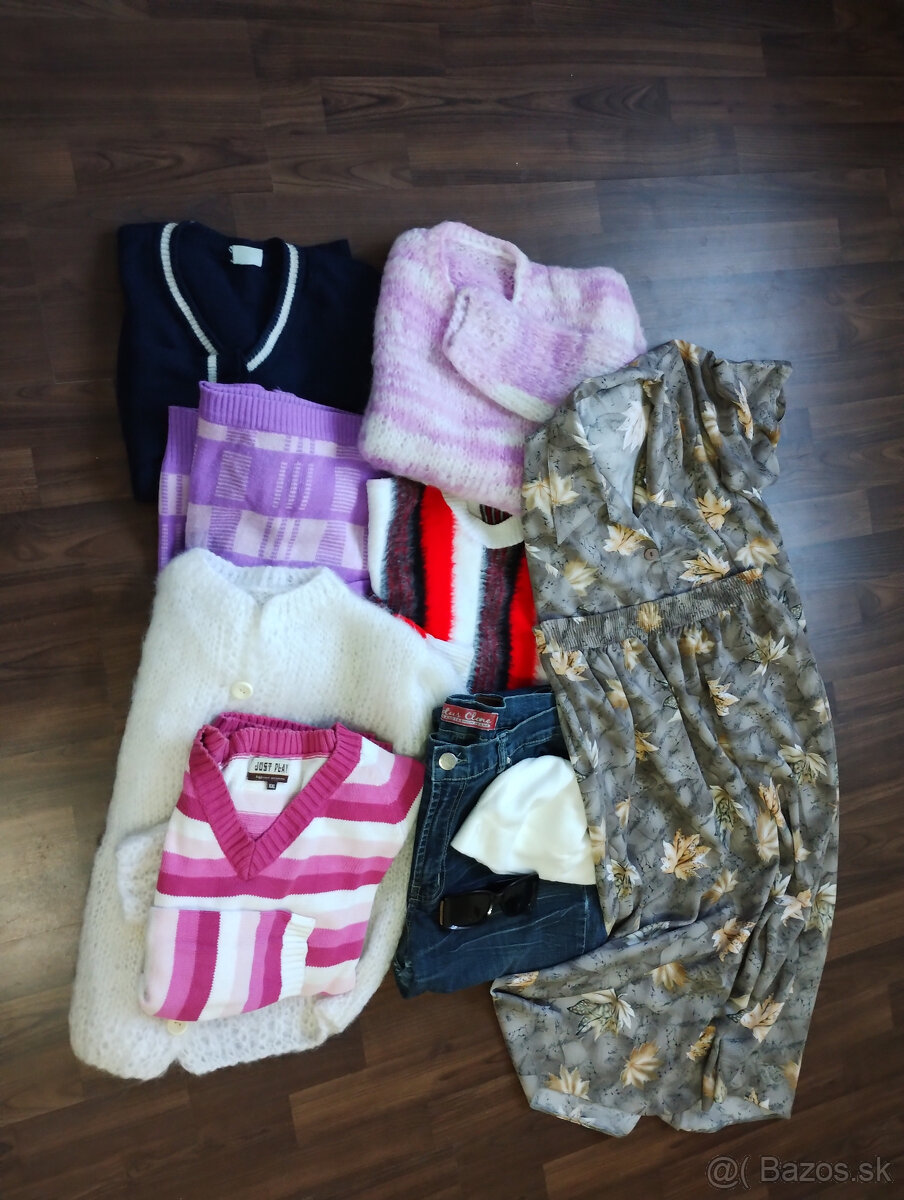 Dámske svetre, jeany, okuliare, 10 kusov spolu, 5,- Euro