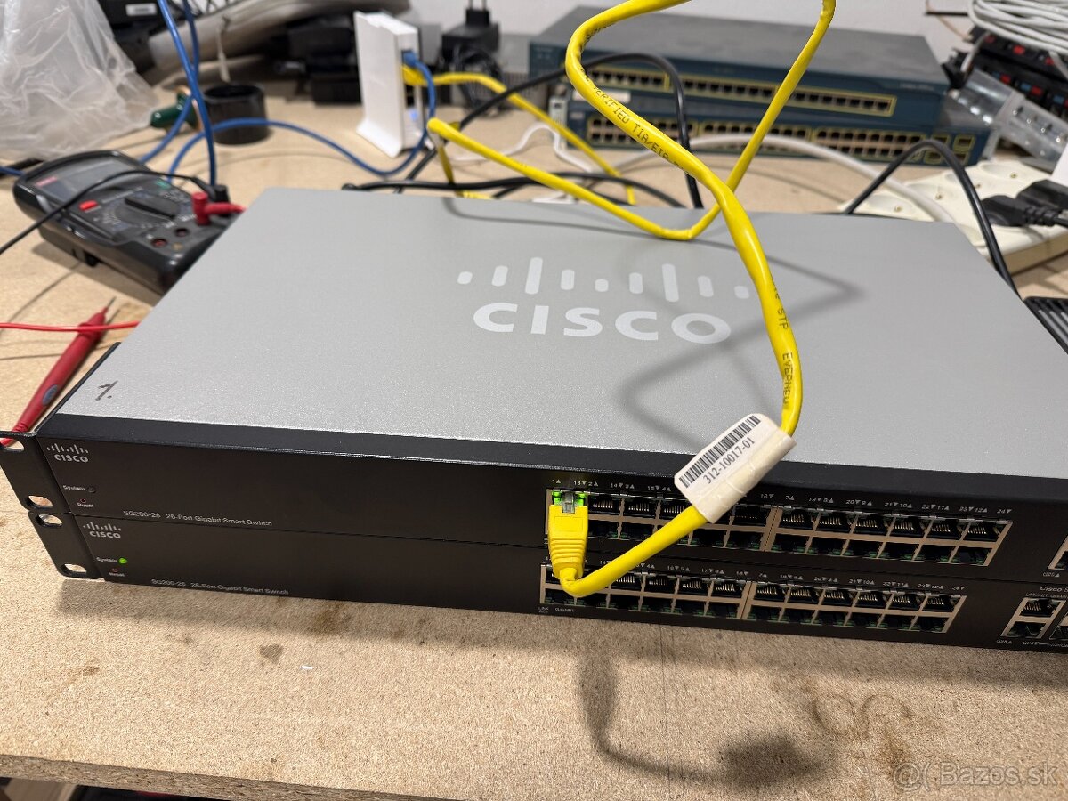 Smart Switch Cisco SG200-26