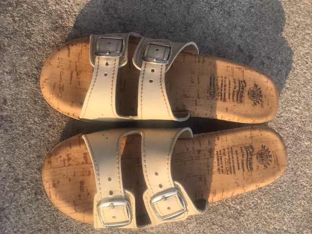 Predám pánske (č.40)a dámske (č.38 letné topánky