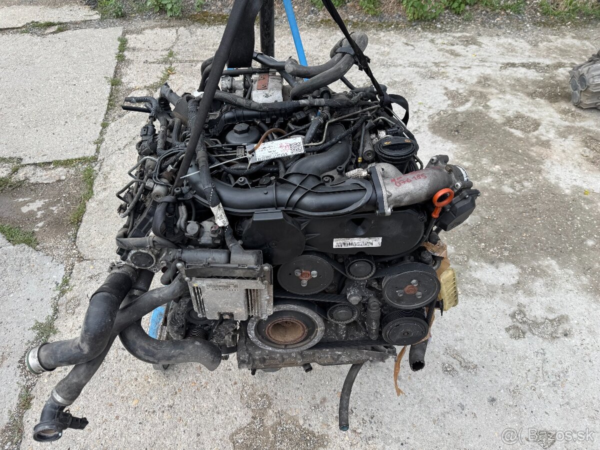 -----AUDI Q7 3.0 TDi V6 VOLKSWAGEN TOUAREG-----