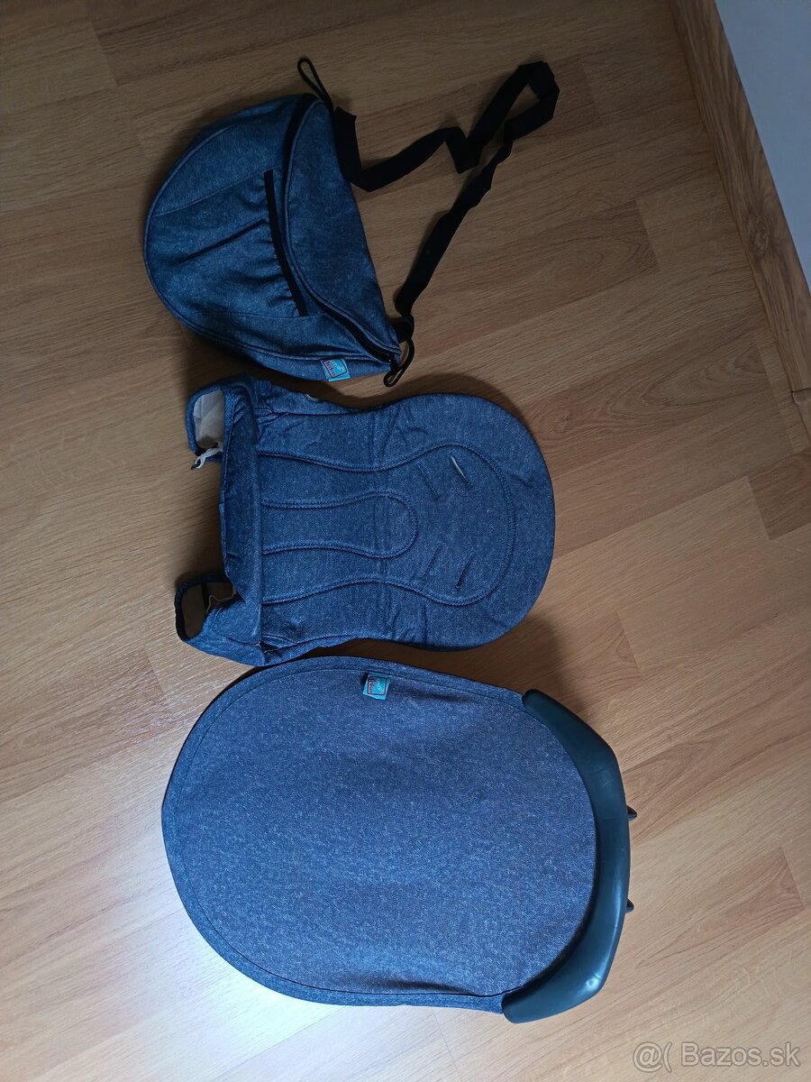 Trojkolka rastúca s dieťaťom