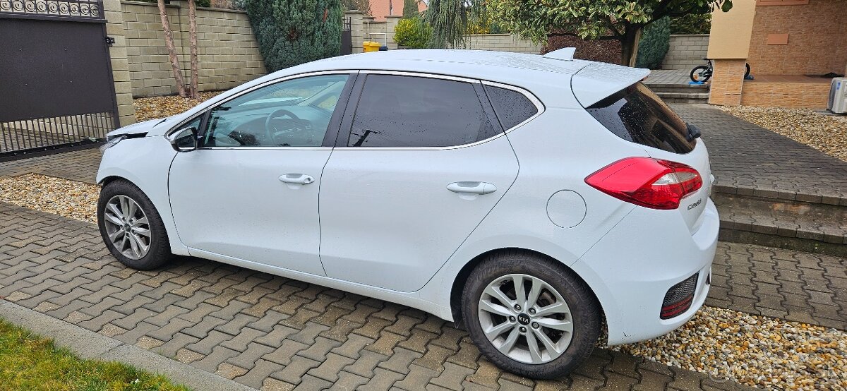 Kia Ceed 1,4 benzín, Gold 2018