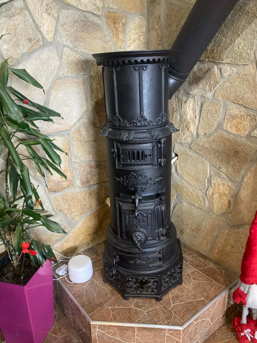 Starožitná pec Friedland