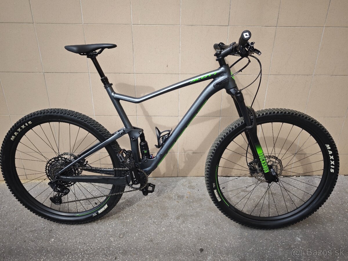 Celoodpruzeny Scott Spark 970 XL