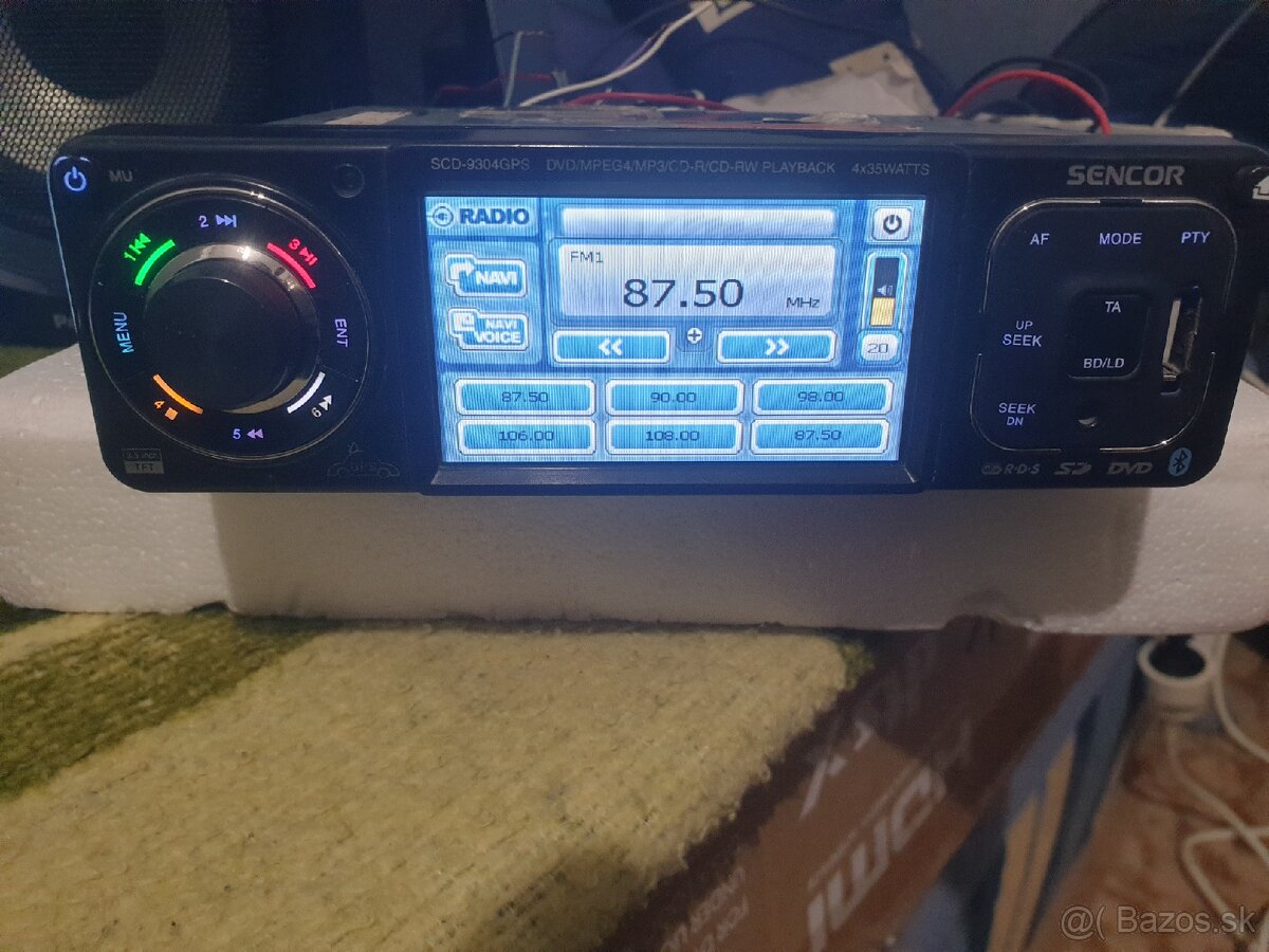 SENCOR SCD-9304 GPS