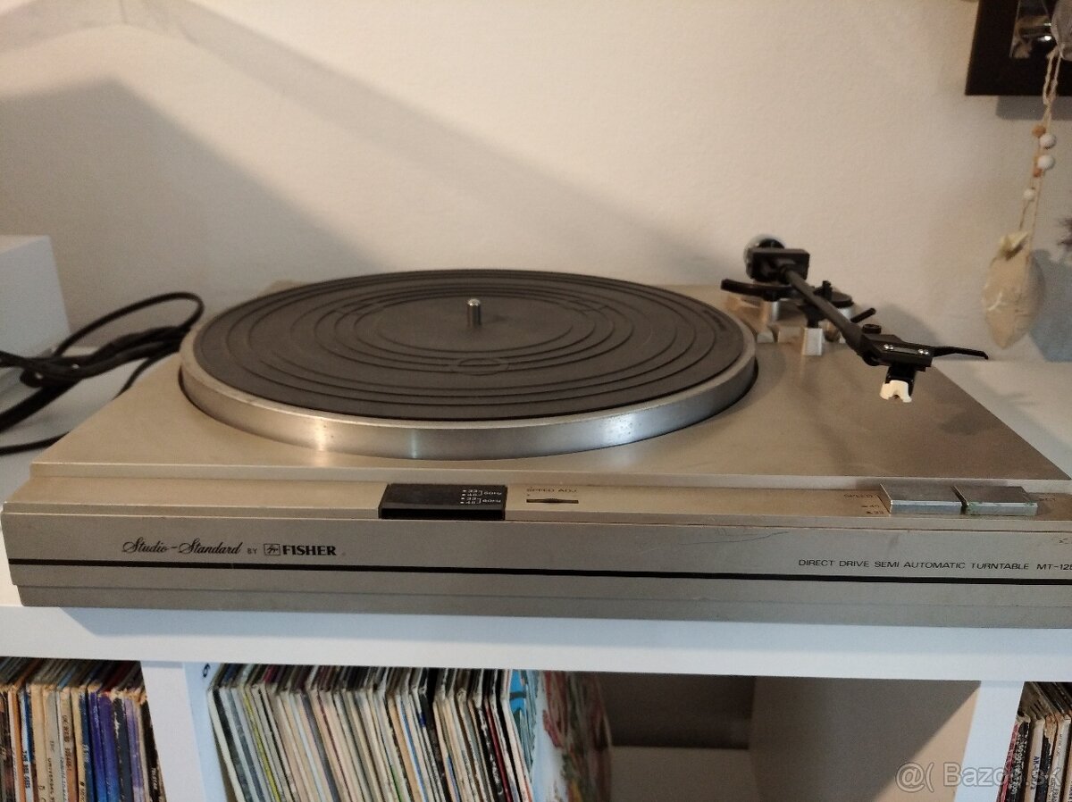 Gramofon FISHER MT 125