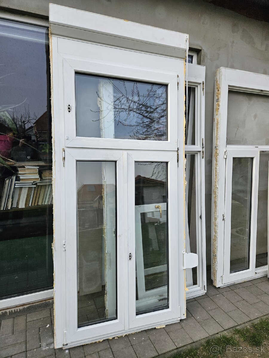 Plastové okná s roletami