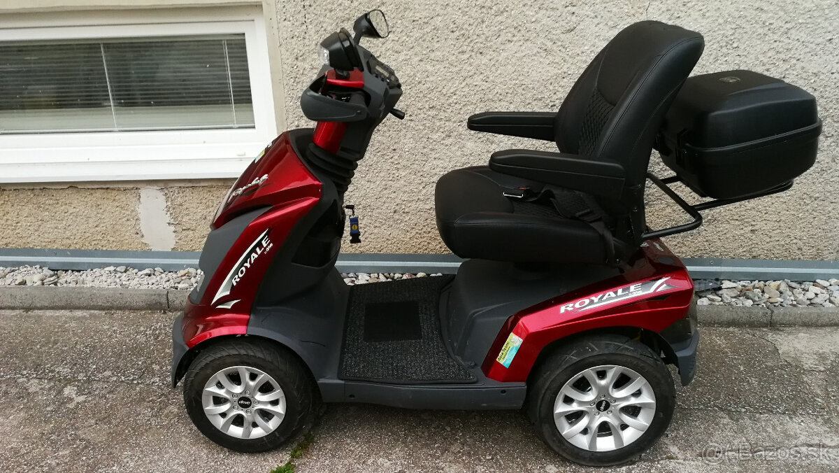 INVALIDNY VOZIK STVORKOLKA SENIORSKY ELEKTRICKY