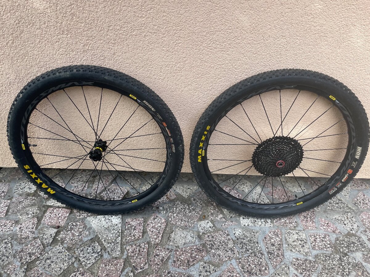 Mavic Crossmax Elite 27.5 Boost XD sada kolies