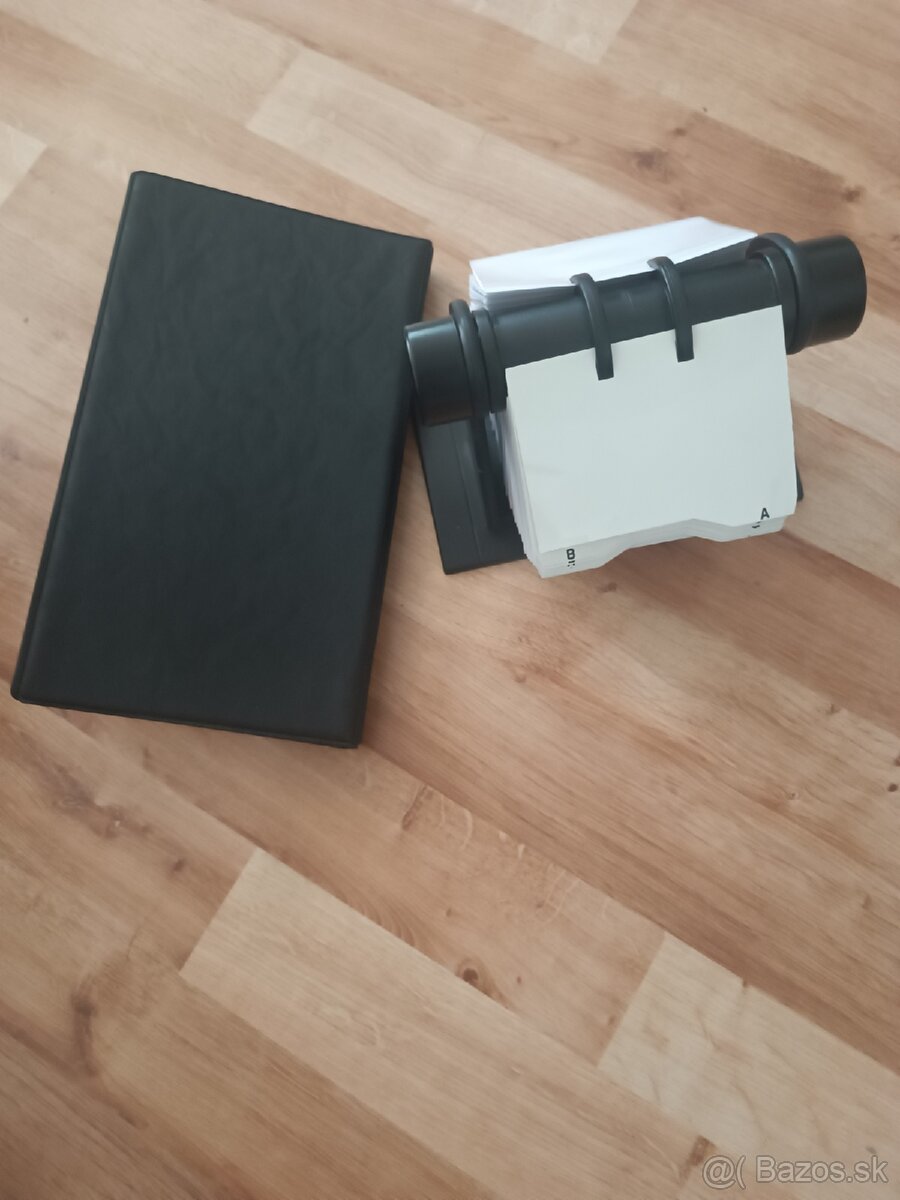 Stojan a album na vizitky