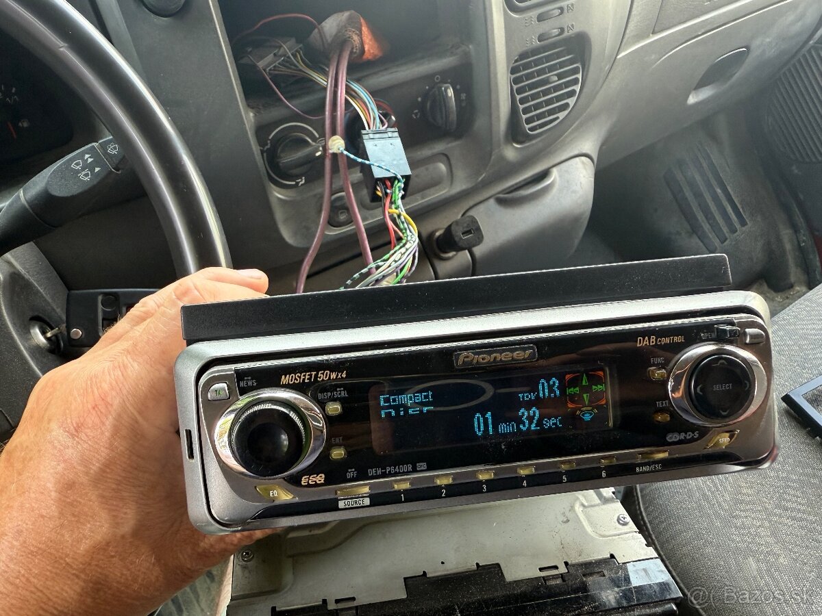 Pioneer DEH 6400R