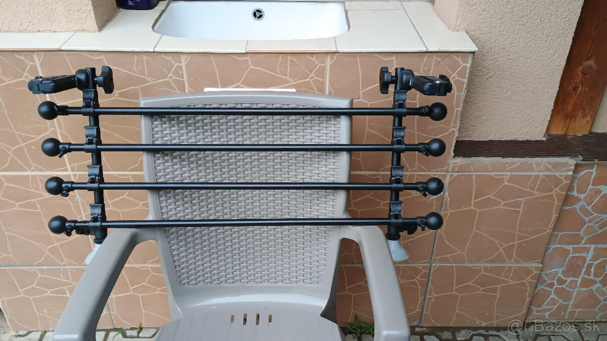 Mreža pre psa do auta