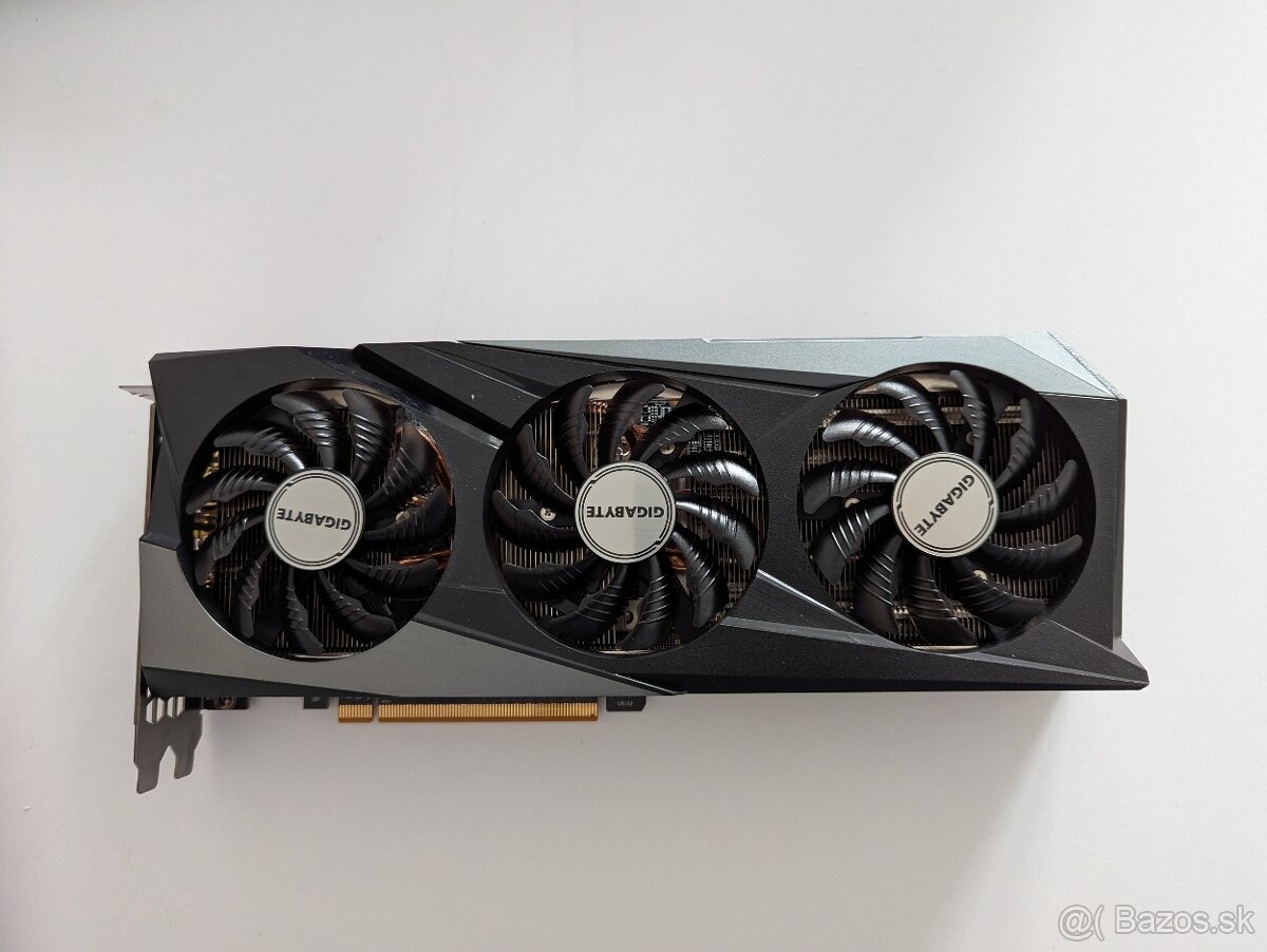 AMD Radeon GIGABYTE RX 6700 XT GAMING OC 12G