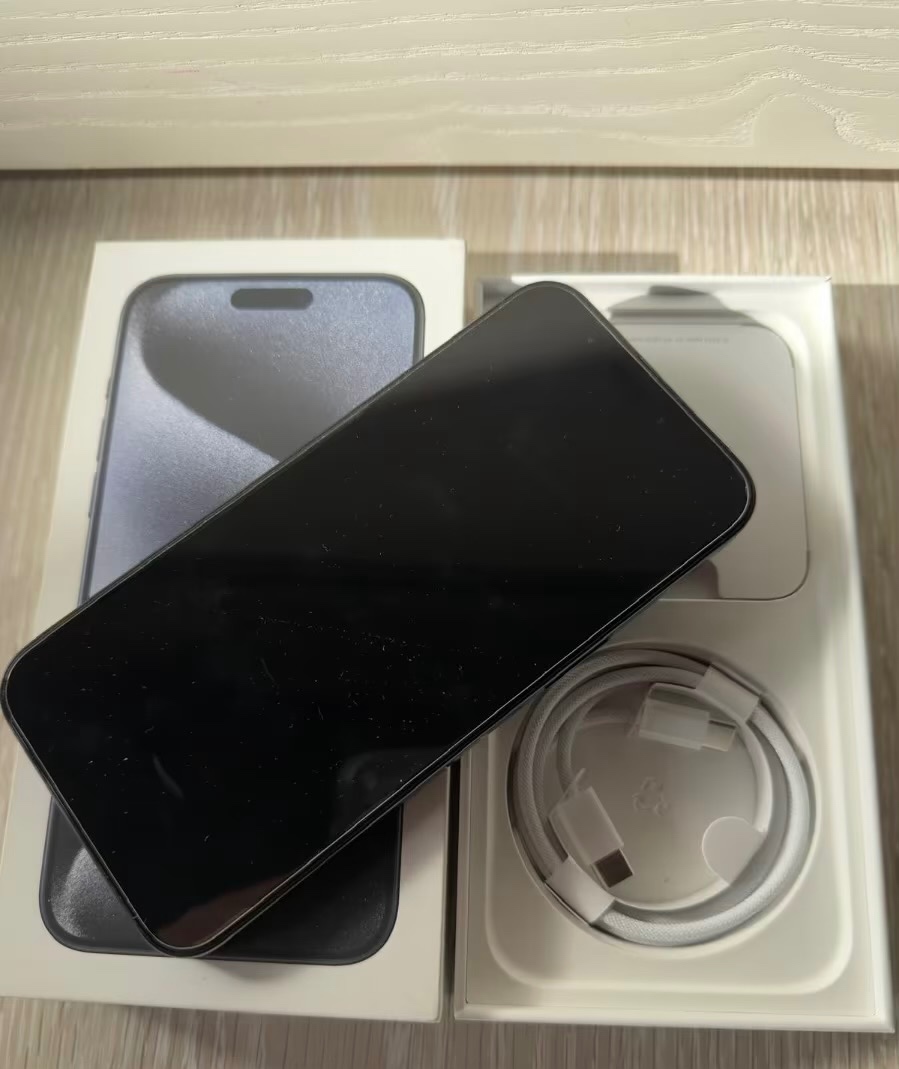 Iphone 15 pro max 256 gb Black titanium
