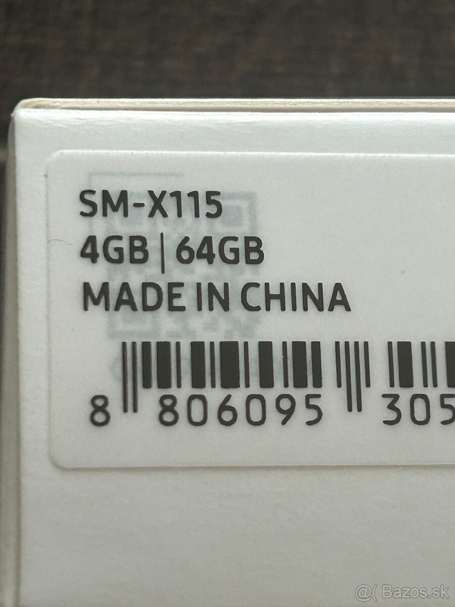 Nový tablet zabalený SAMSUNG