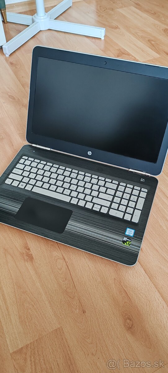 Predám HP Pavillion 15