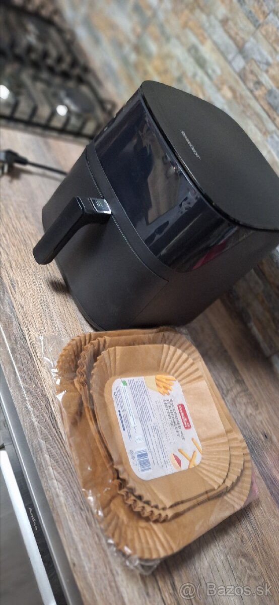 Teplovzdušná fritéza nová