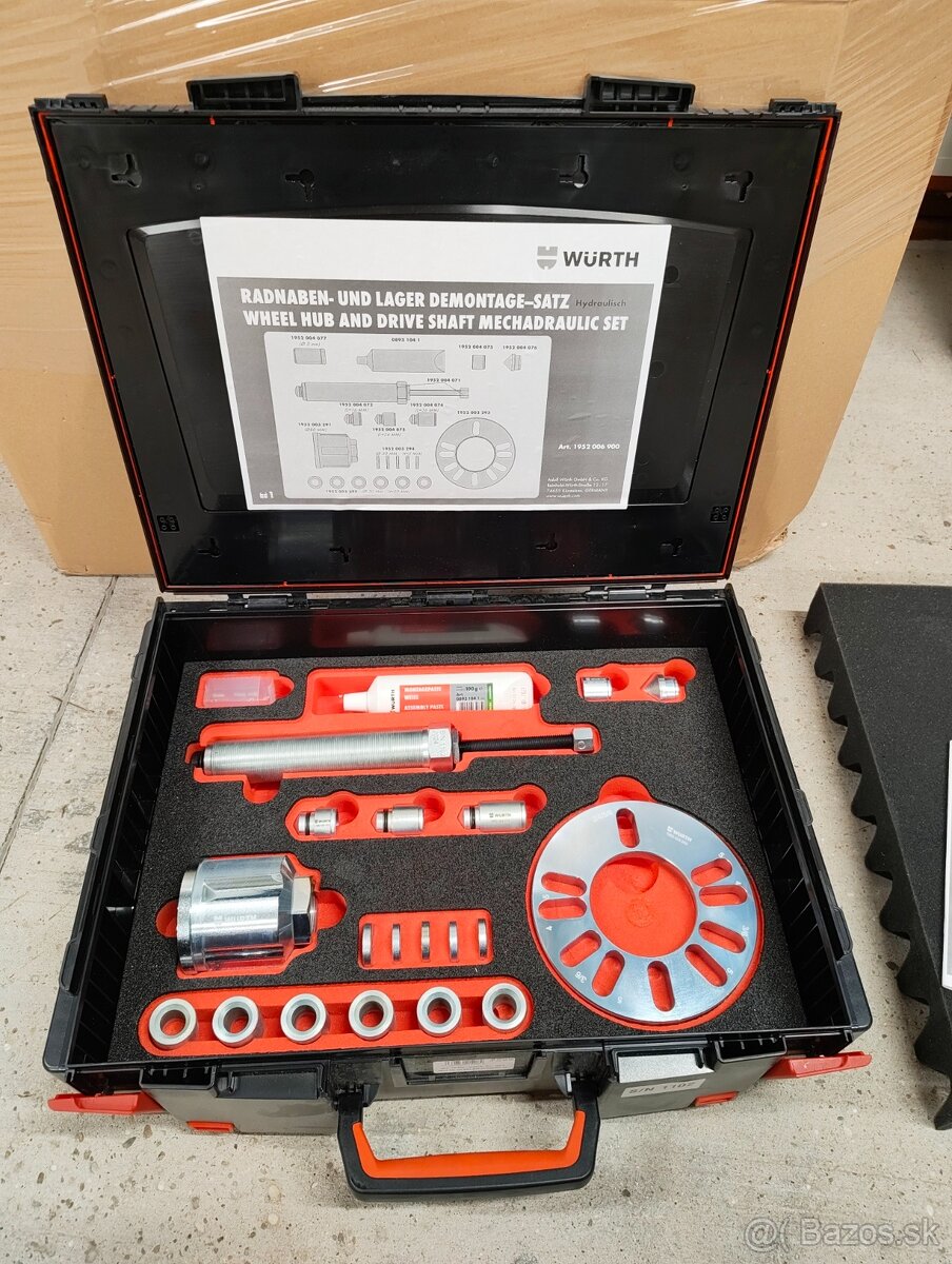 Predám sadu na demontáž náboja kolesa a hnacej hriadele