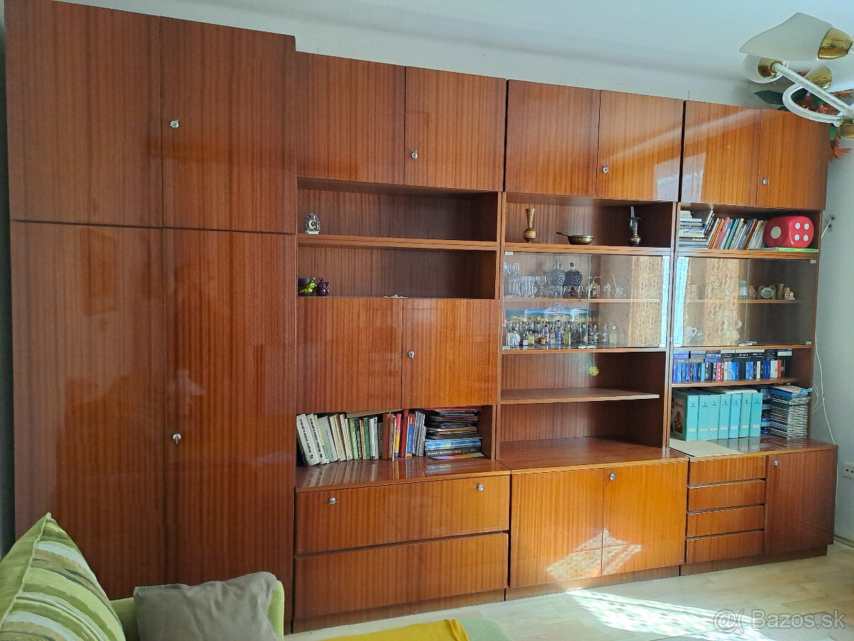 Predám