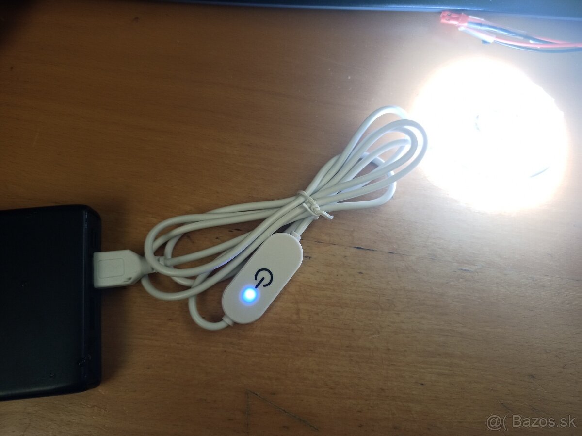 Dizajnový COB flexibilný LED pasik do USB