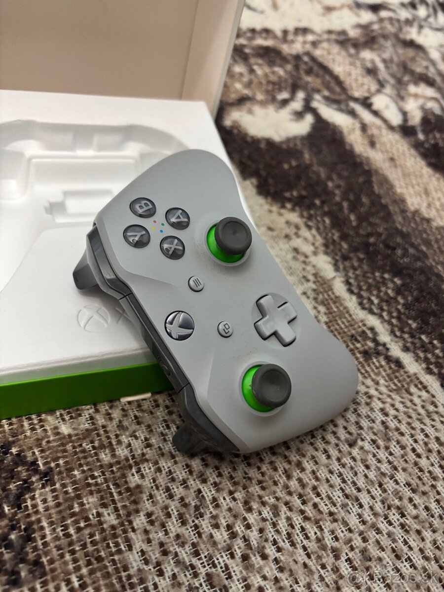 Xbox One Controller Ovládač