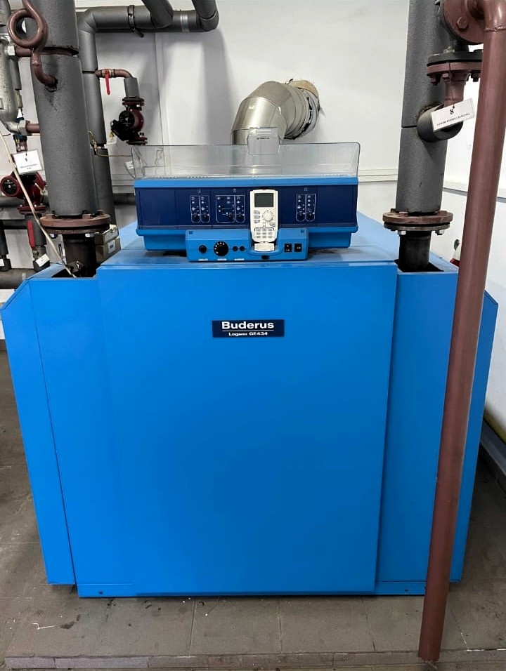 Plynový kotol Buderus 400kw v perfektnom stave