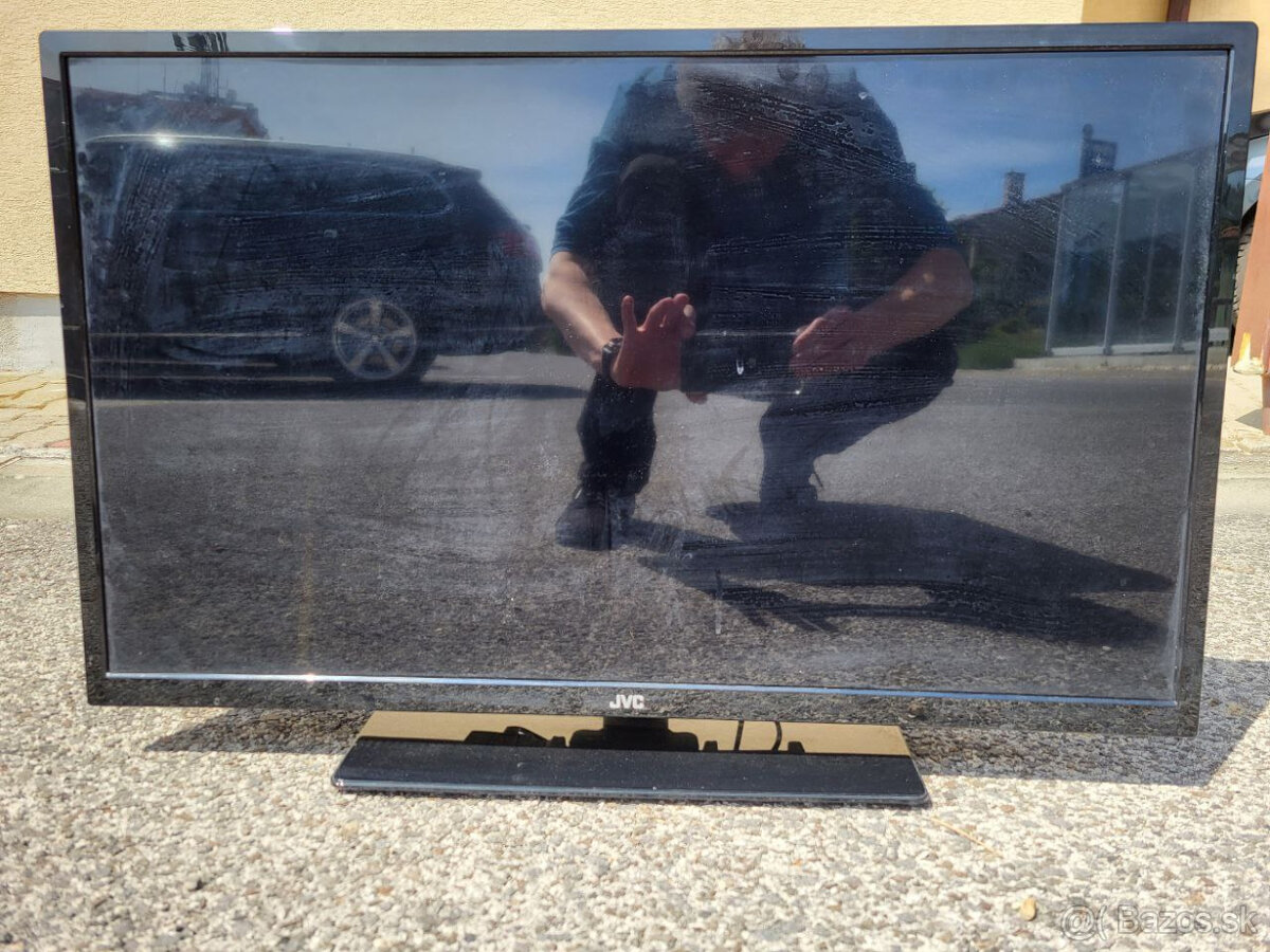 TELEVÍZOR JVC LED Model: LT -32VF43J