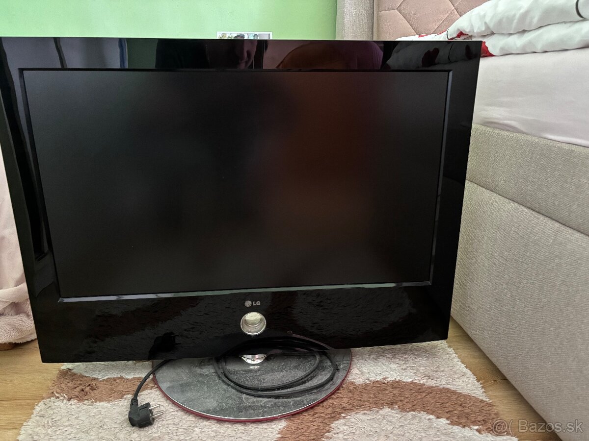 Predam plne funkcny televizor LG
