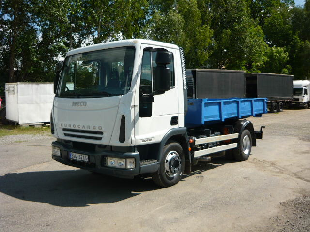 IVECO CARGO 90E18 HÁKOVY KONTAJNER CTS 5038