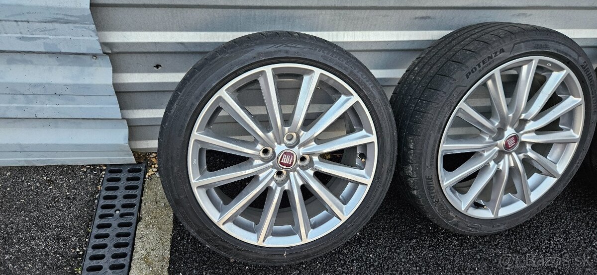 17 Alu kolesá originál Fiat 205/45R17