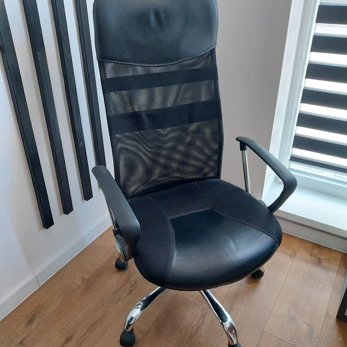 Otočná stolicka