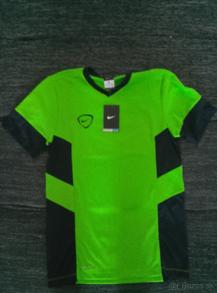 Nike tričko