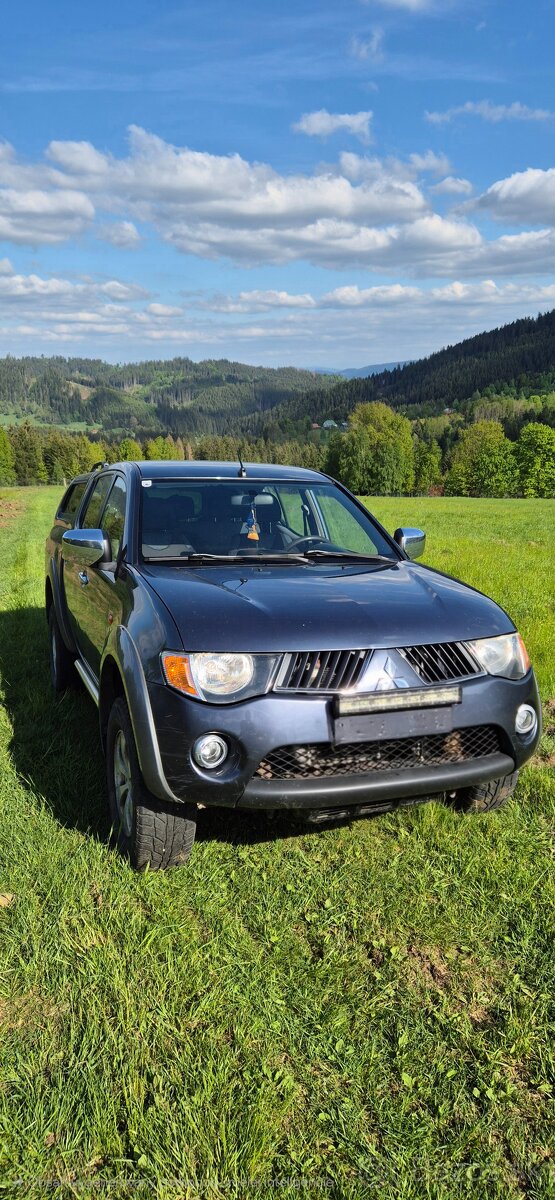 Mitsubishi l200
