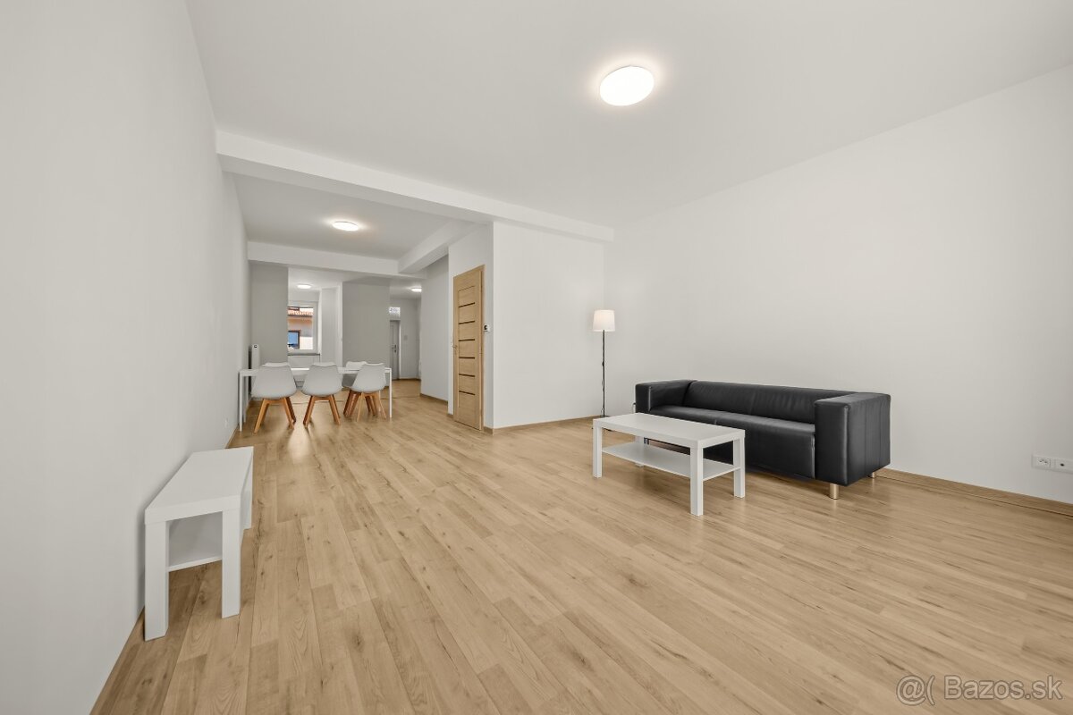 5-IZB.RODINNÝ DOM NA PRENÁJOM, 145M², ZÁHRADA