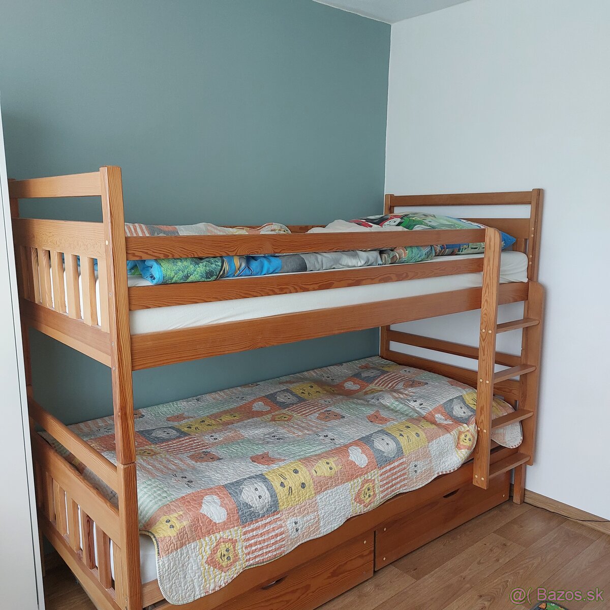 Poschodová posteľ