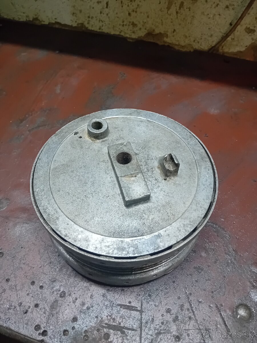 Stred kolesa jawa čz