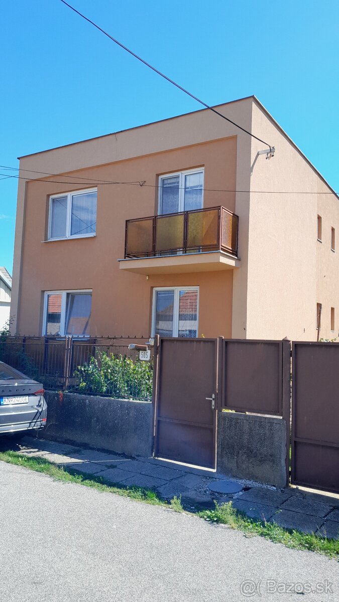 Na predaj priestranný 4-izbový rodinný dom